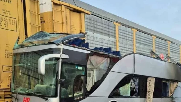 Meksika Tren Kazası ile Sarsıldı Can Kaybı Artıyor..